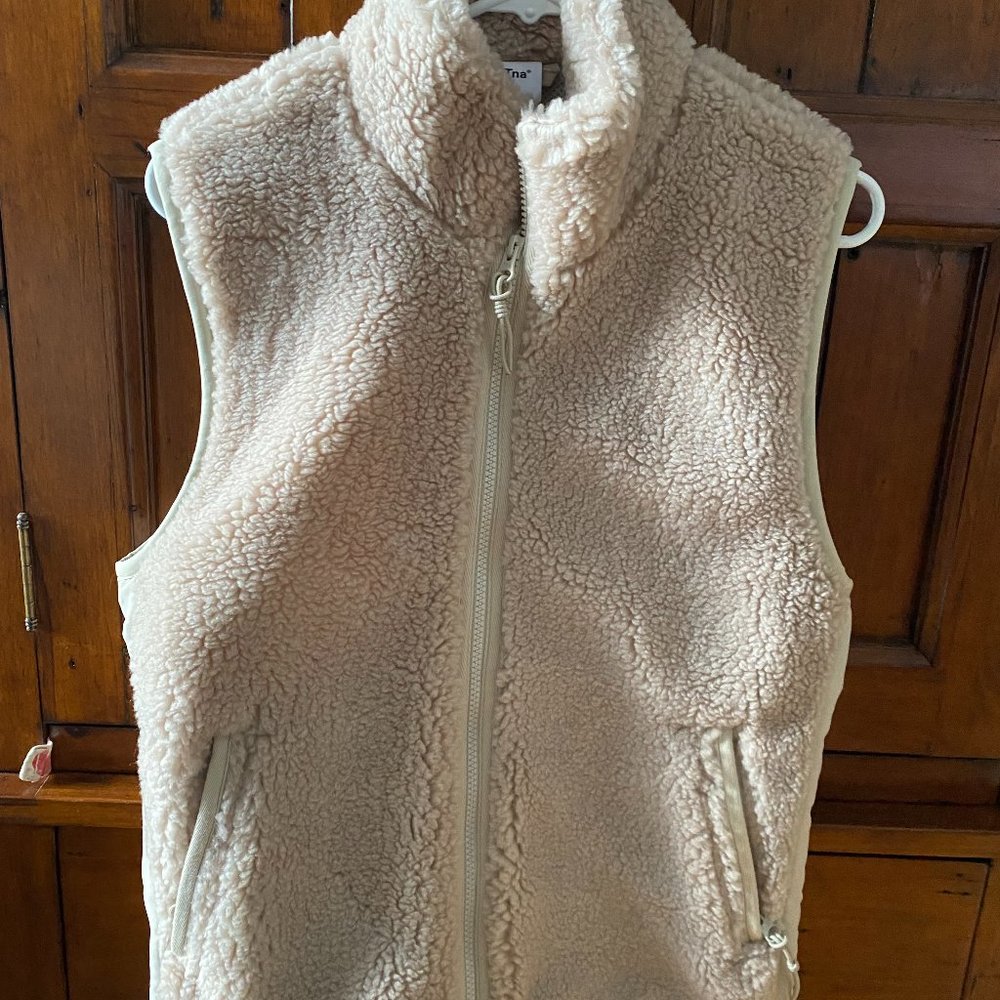 Fleece Vest TNA - Never worn - New - Picture 1 of 3